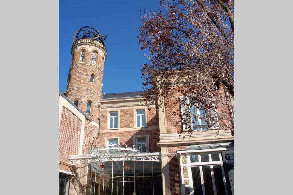 Maison Famille-Confort-Terrasse Jardin-Vue Cathedrale Амиен Екстериор снимка