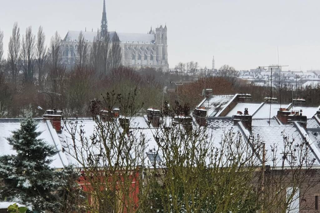 Maison Famille-Confort-Terrasse Jardin-Vue Cathedrale Амиен Екстериор снимка