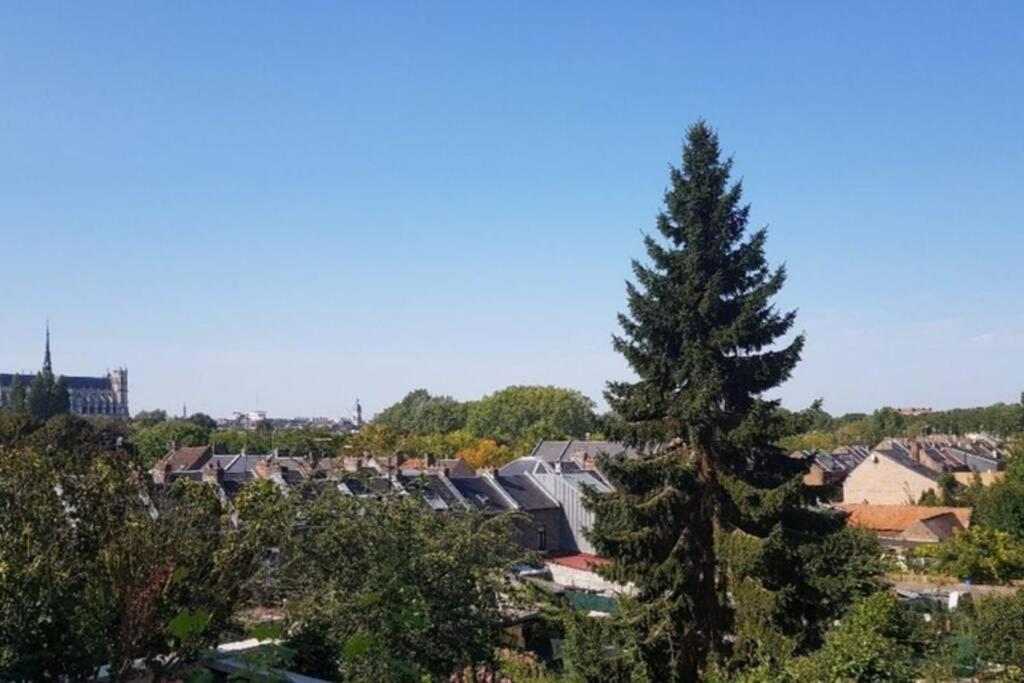 Maison Famille-Confort-Terrasse Jardin-Vue Cathedrale Амиен Екстериор снимка